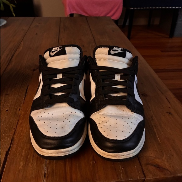 Men’s Nike Panda Dunks - Picture 3 of 4